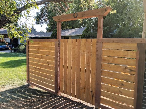 Swanson Fencing LLC