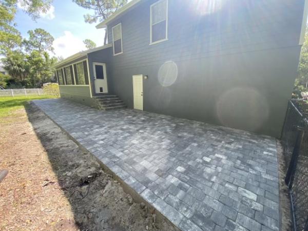 Lunari Exteriors