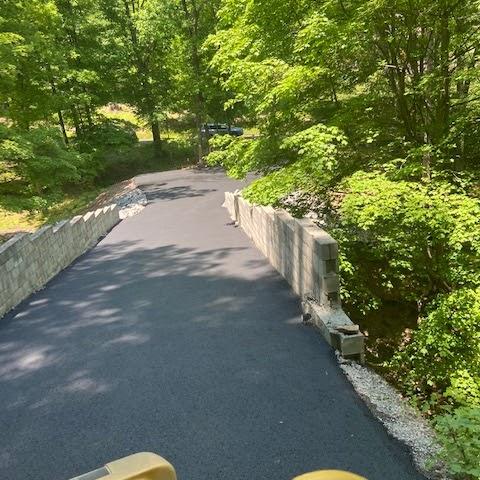 Pfenninger Paving & Excavating LLC