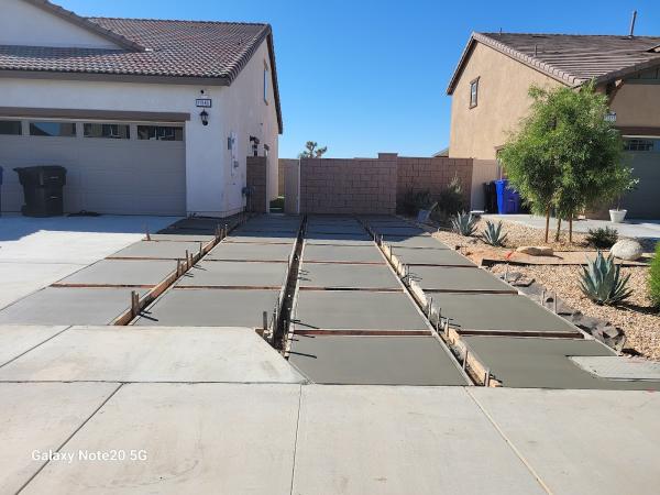 Naranjo Landscaping & Concrete