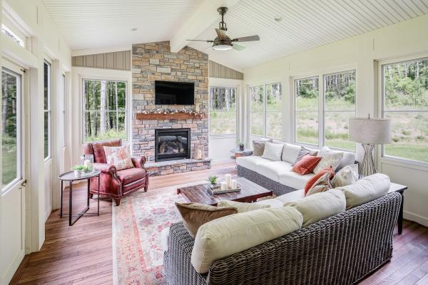 Woodstone Custom Homes