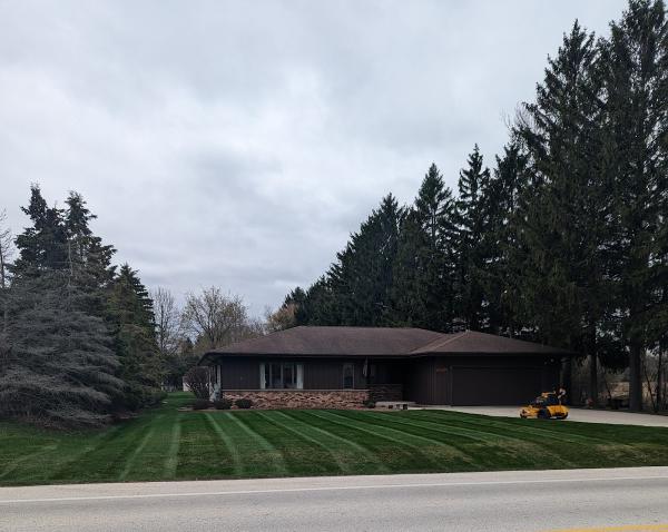 Just Right Lawn Care