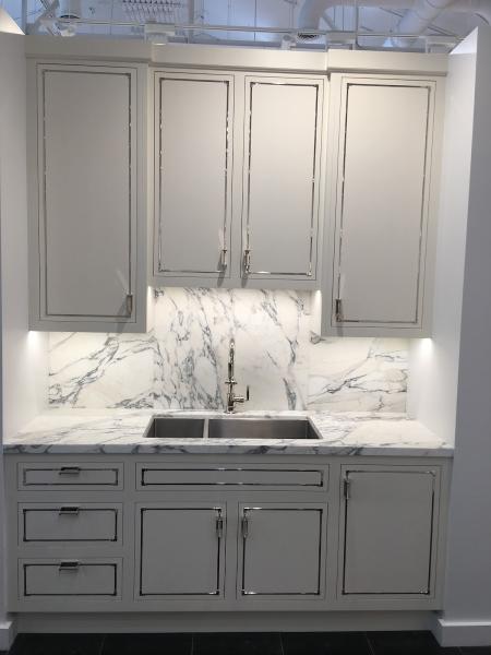 Somoza Cabinet Installation
