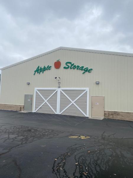 Apple Storage