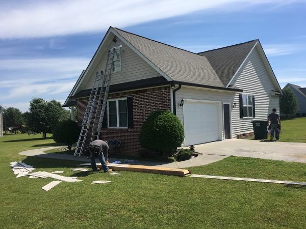 Hill TOP Roofing INC