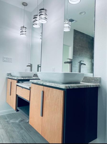 Cid Custom Cabinets