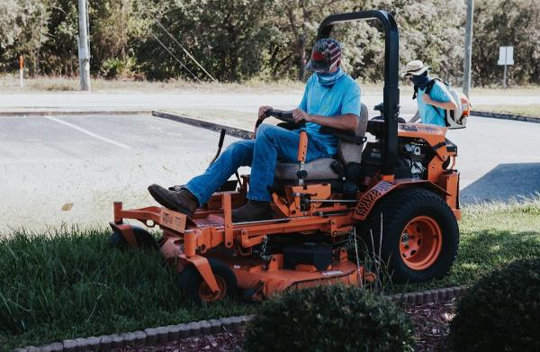 Crystal Cut Lawn Care