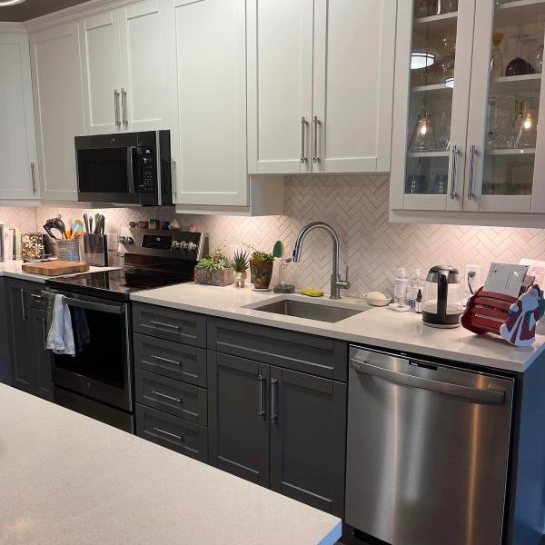 Vivi's Home & Commercial Cleaning Services