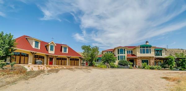 Legacy Real Estate Co.