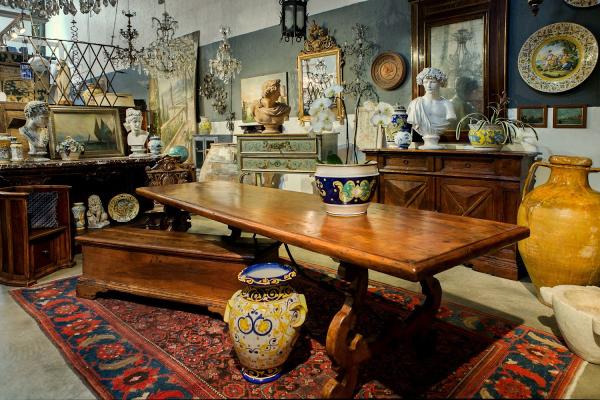 Bellini's Antique Italia