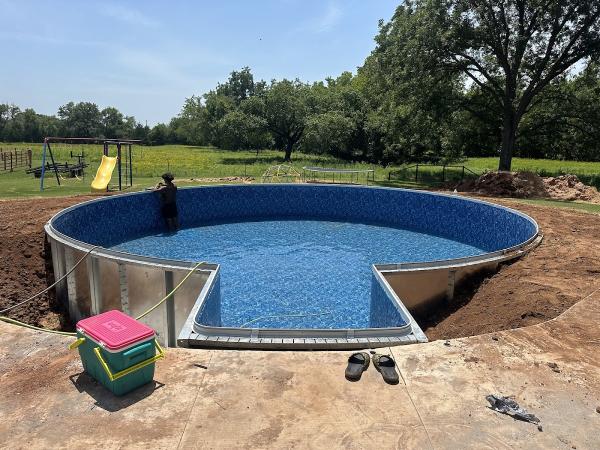 CW Pools & Patios