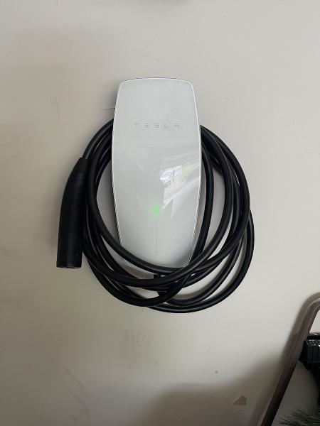 Powerplus Electric & Communications LLC
