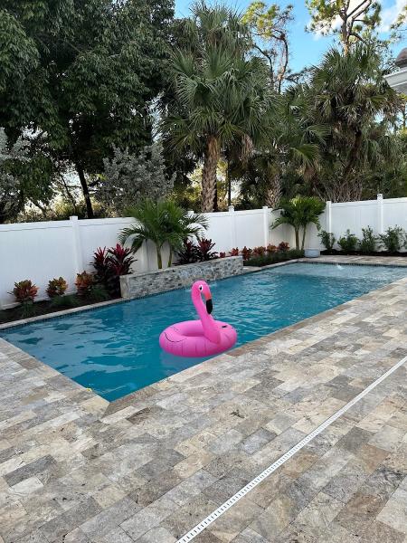 Dolphin Pools & Spas Inc