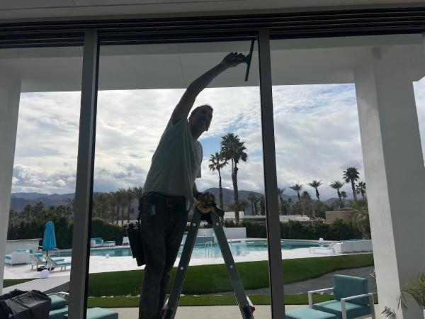 Dsrt Wash Window Cleaning