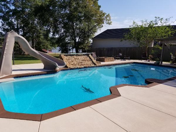 Aqua Plus LLC