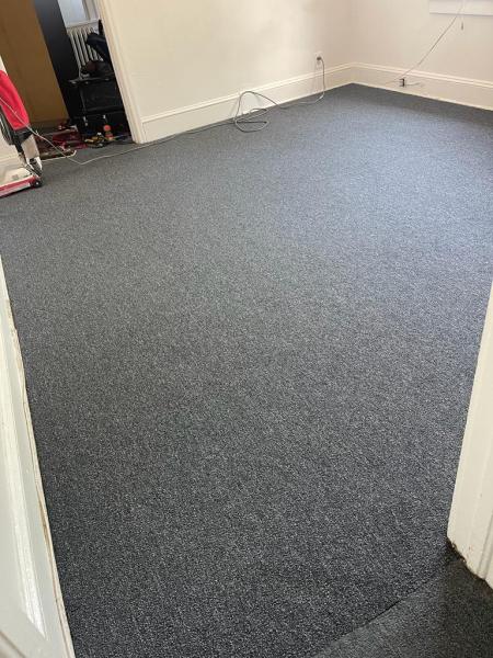 Reyes Carpet and Flooring LLC