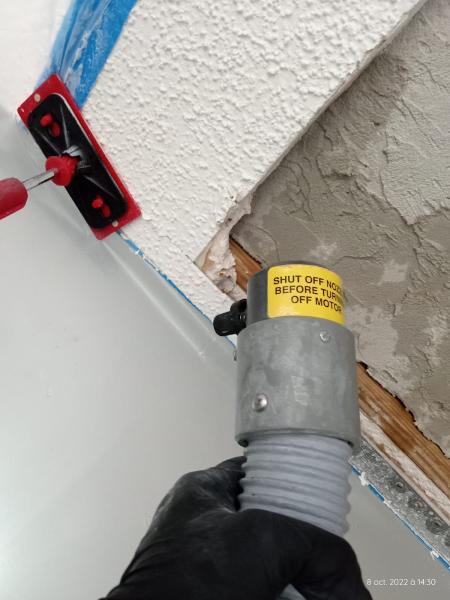 911 Mold Testing Llc. Mold and Water Damage Remediation