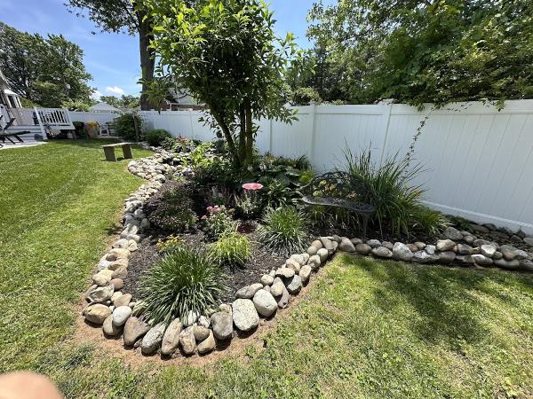 Amigos Landscaping and Patios LLC