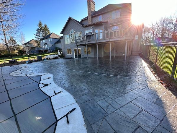 Distinctive Stone & Concrete