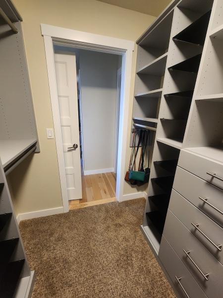 Restorage Closet Works Llc.