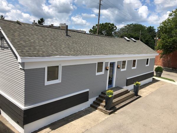 Earl Reeder Associates