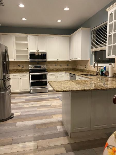 Artistic Refinishing Inc