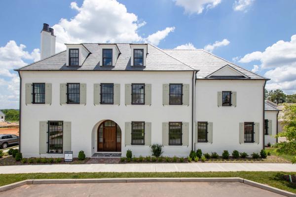 J Francis Builders