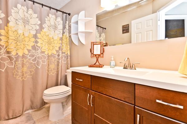 Travell Eiland Realtor With the Concierge Agency
