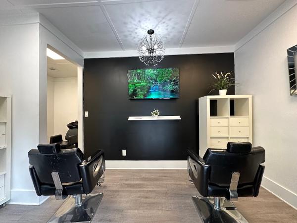 Ideal Salon Studio Suites