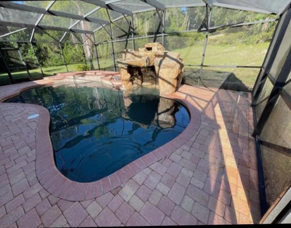 Martinez Cleaning Pros-Roof & Exterior
