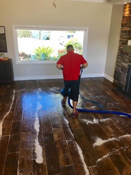 Cleaning Orlando LLC