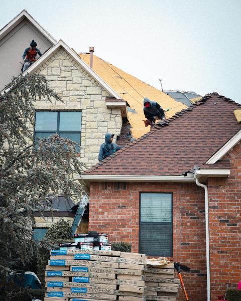 Salazar Roofing