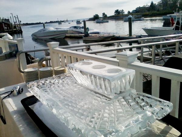 Wicked Good Ice Carvings