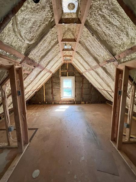Beacon Spray Foam