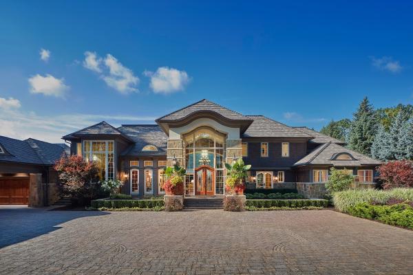 Custom Homes By Derocher