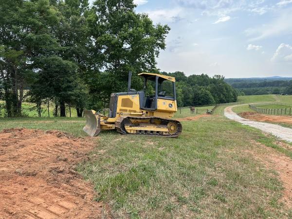 Yee Hauling and Grading