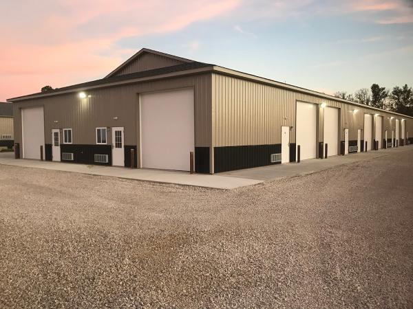 Airport Storage & Business Center