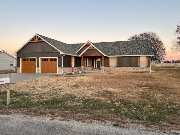 Trak Roofing & Construction