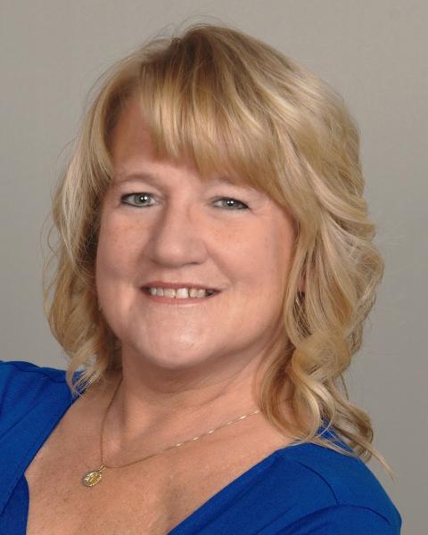 The CB Real Estate Team: Re/Max Realty Group