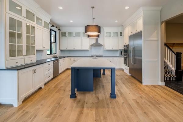 Ralph's Hardwood Floor Co Inc
