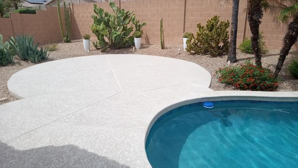 Arrowhead Deck and Pools