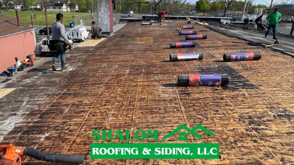 Shalom Roofing & Siding