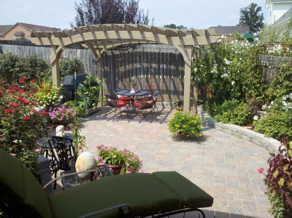 Gardens On Main