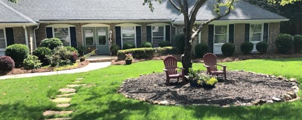Nearby Lawn Care & Weed Control Newnan