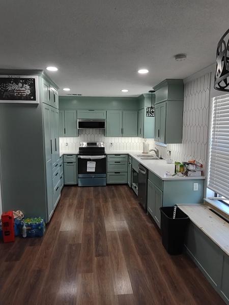 R & H Construction Services