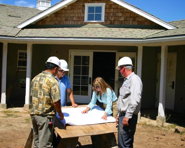 Derrick's Roofing