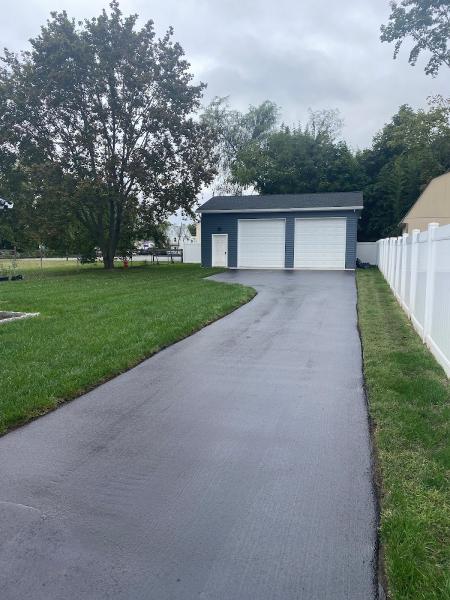 Bob's Asphalt Sealcoating