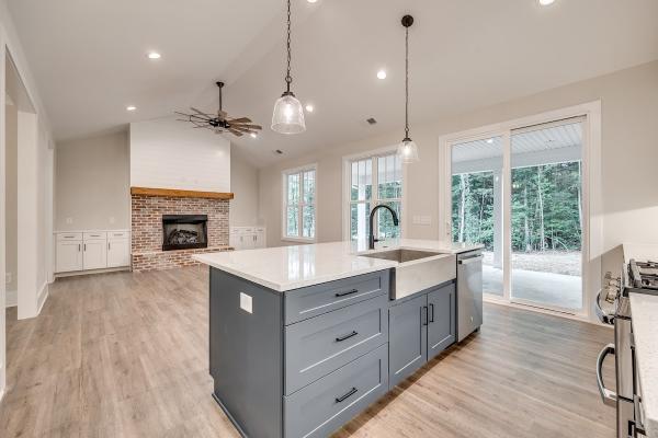Carolina Custom Homes and Renovations