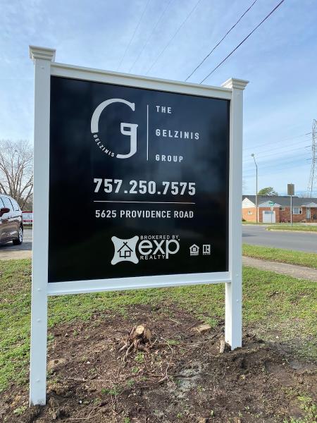 Tiffany Gelzinis Realtor & the Gelzinis Group
