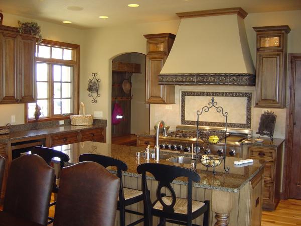 C S Kitchen & Bath Studio
